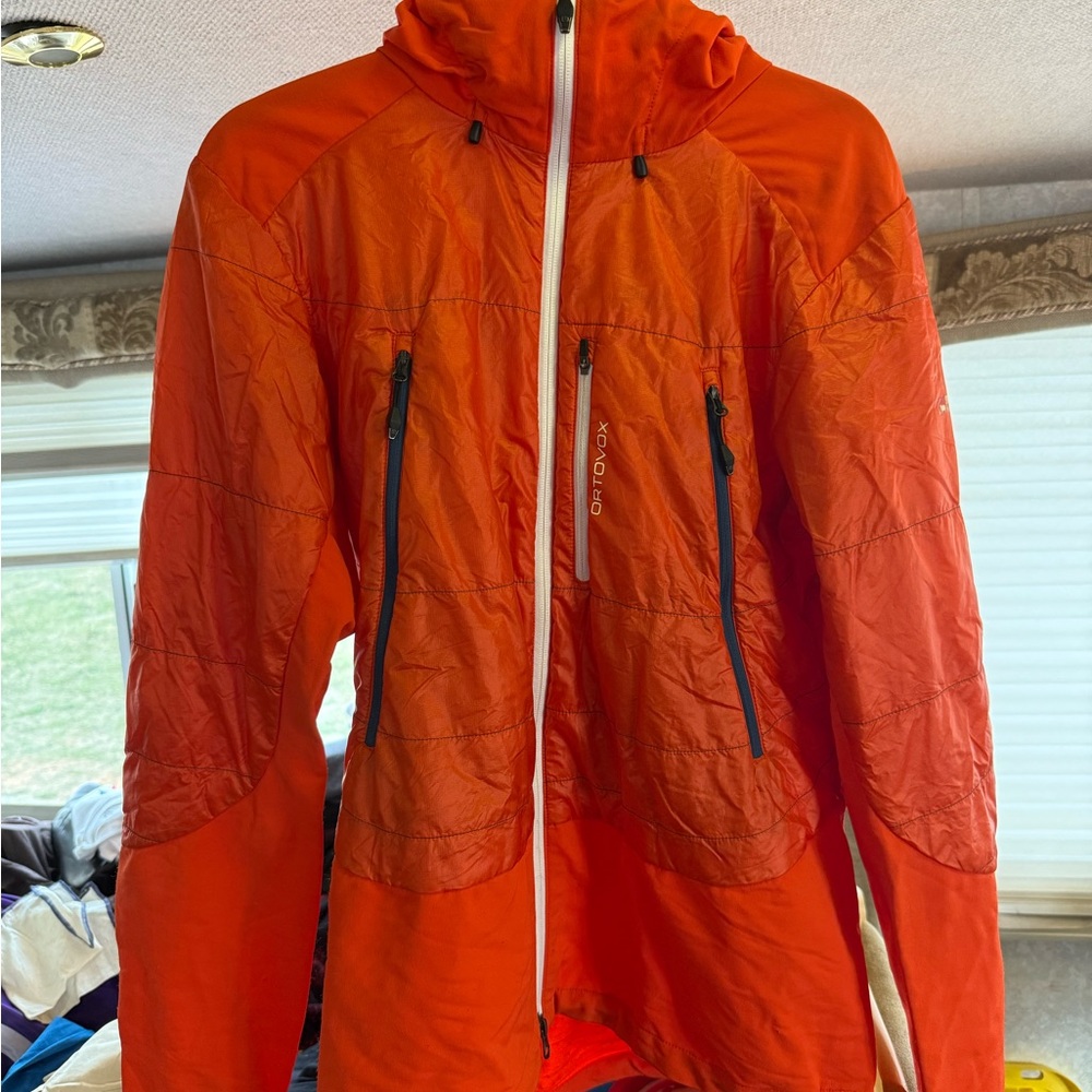 ORTHOVOX: Lightweight insulated hybrid Orange Hooded Jacket
